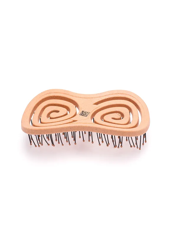 Щетка Dewal Beauty серия "Friendly", массажная, с нейлоновым штифтом, форма бабочка, оранжевая