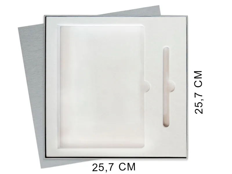Коробка подарочная Solution Superior Linen под ежедневник, ручку Zorro серебро, 25,7x25,7 см, бежевый ложемент (индивидуальная вырубка)