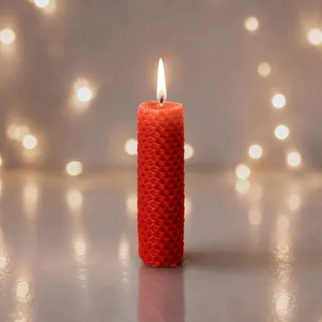 Свеча из вощины